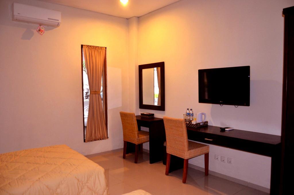 Hotel Bumi Cikeas Sentul Bogor Zimmer foto