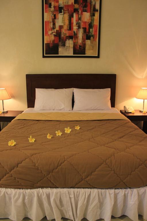 Hotel Bumi Cikeas Sentul Bogor Zimmer foto