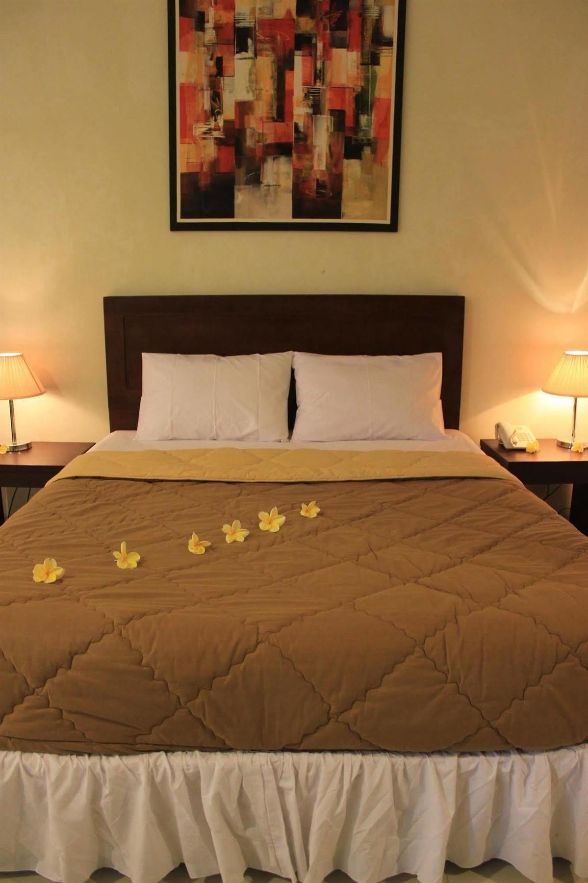 Hotel Bumi Cikeas Sentul Bogor Exterior foto